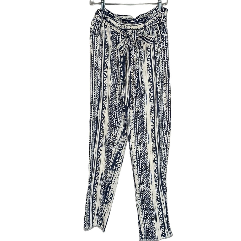 Cali1850 Los Angeles Linen blend blue and white pant.‎ Size M